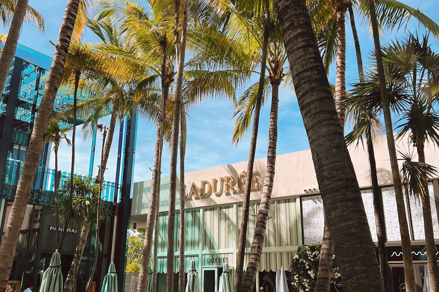 Beach surf shop at Cherry Grove Beach
